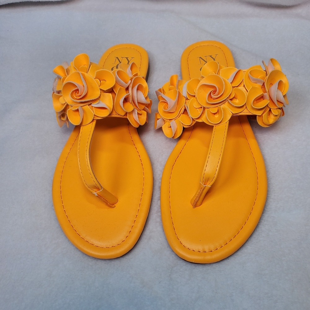 Neon Orange Rosette Thong Sandals Size 6.5‎ Coquette Feminine Beach Resort Vaca